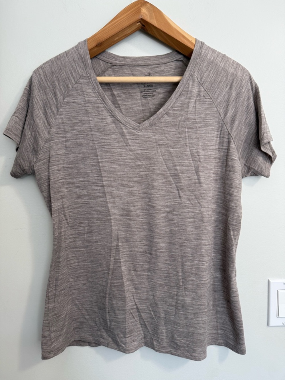 Woolx Mia V-Neck T-Shirt Merino Wool